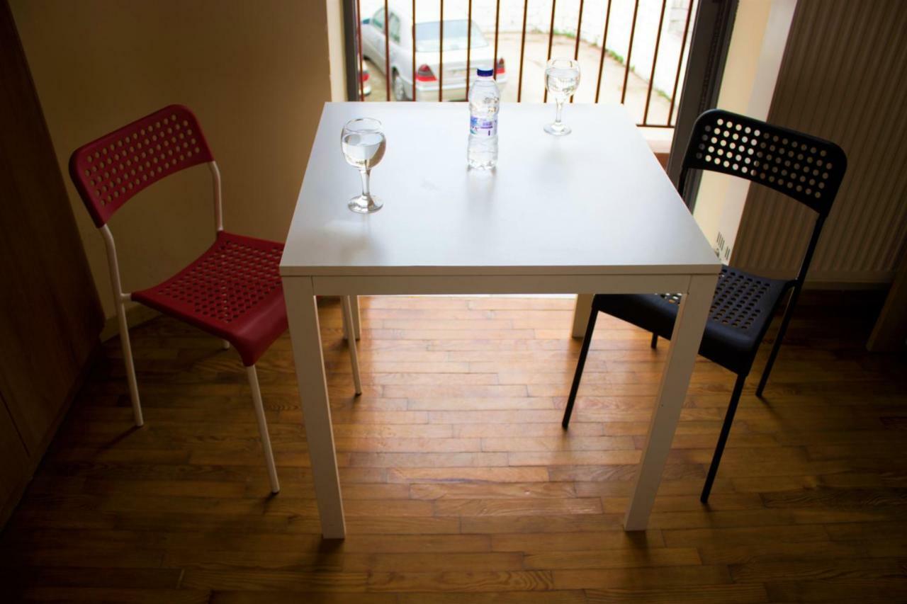 Cute Apartment In The Center Of The City Larissa Luaran gambar